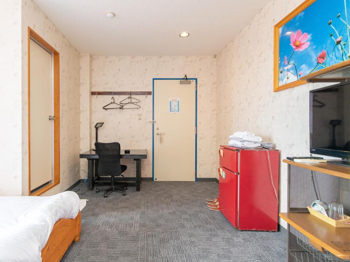 Hotel Tabist Izumi Yusen Shukuhaku Center Extérieur photo